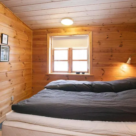 4 Person In Bl Vand Tatil Evi